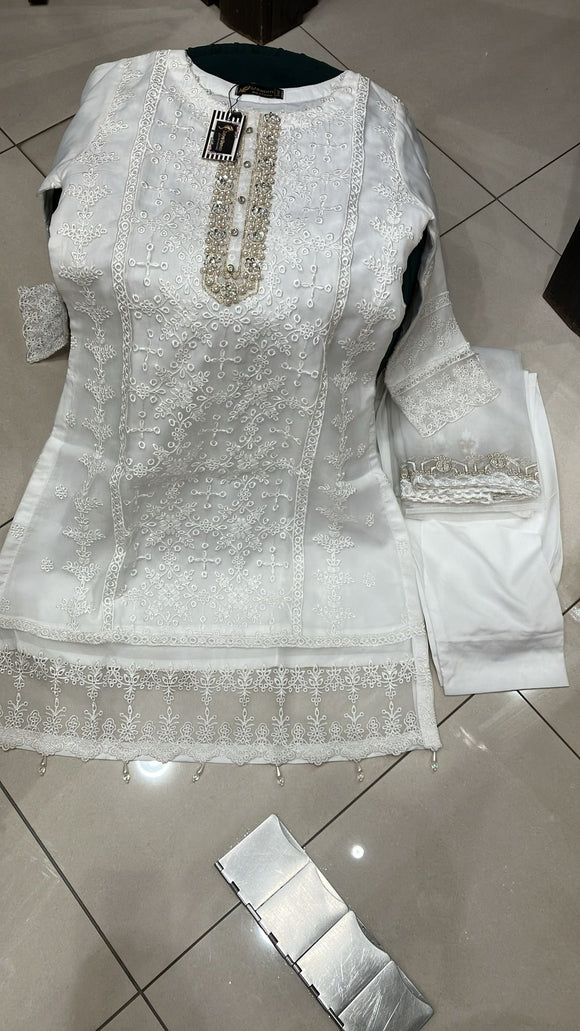 WHITE EMBROIDERED ORGANZA 3 PIECE SUIT 43C