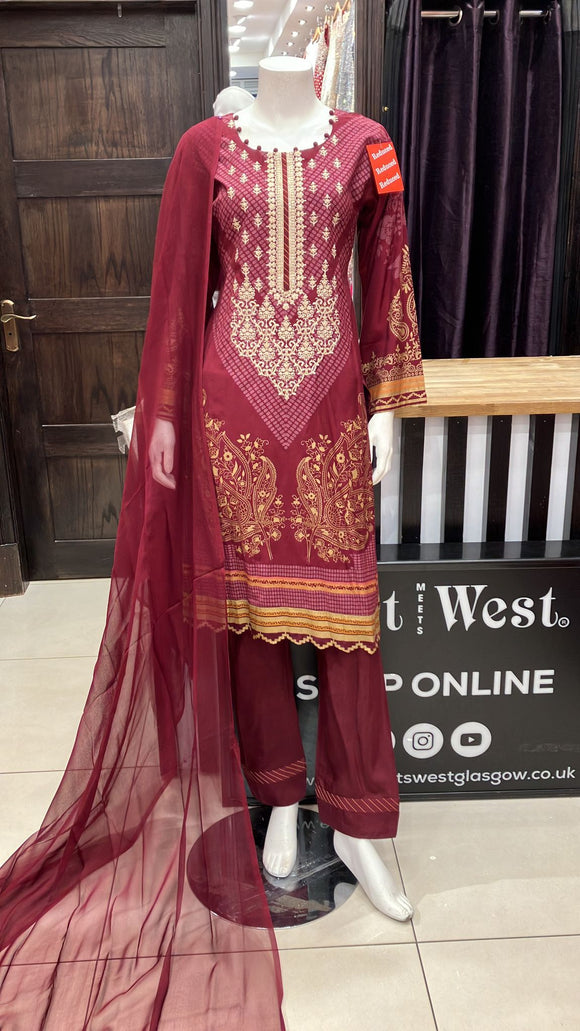 Embroidered 3 piece suit 28B