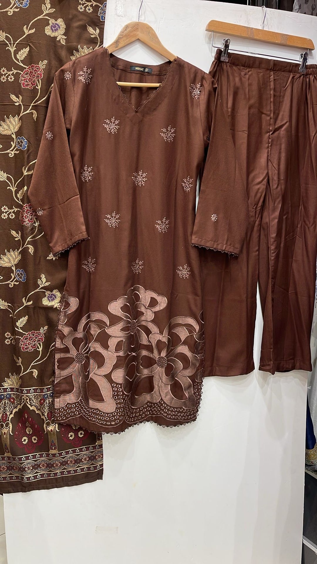 GF02 - BROWN DHANAK LINEN EMBROIDERED SUIT