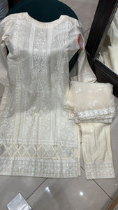 EMBROIDERED LINEN 3 PIECE SUIT 83C