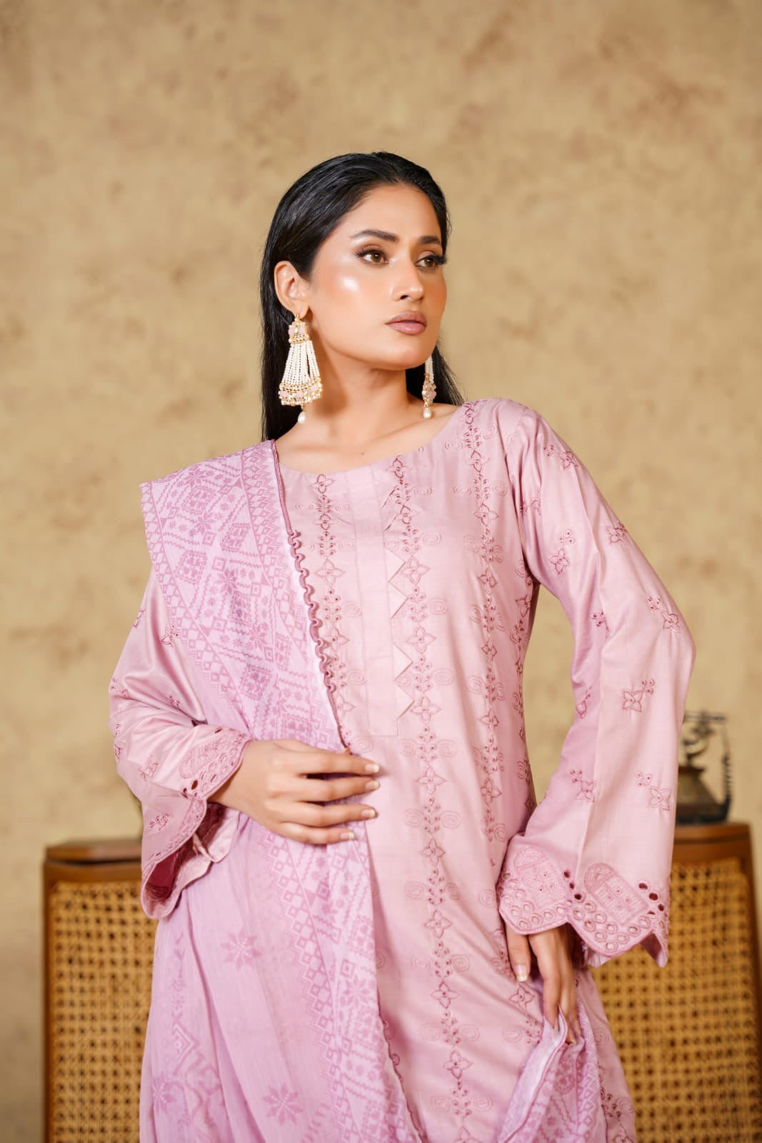 1167D - PINK LINEN CHIKANKARI 3 PIECE SUIT