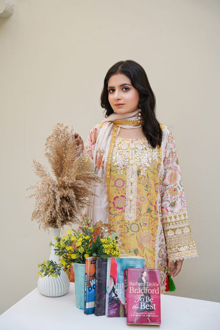 1161A - Embroidered Linen 3 Piece suit